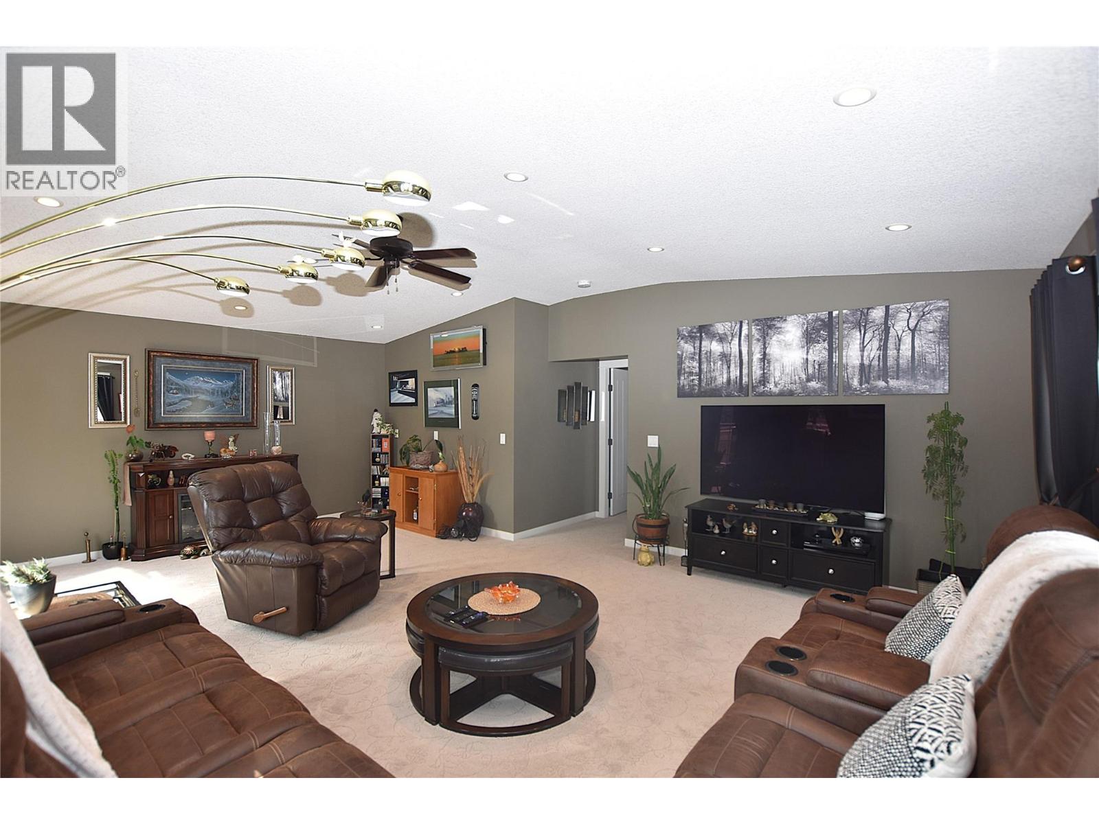 535 Loon Avenue, Vernon, British Columbia  V1H 2A1 - Photo 24 - 10399115
