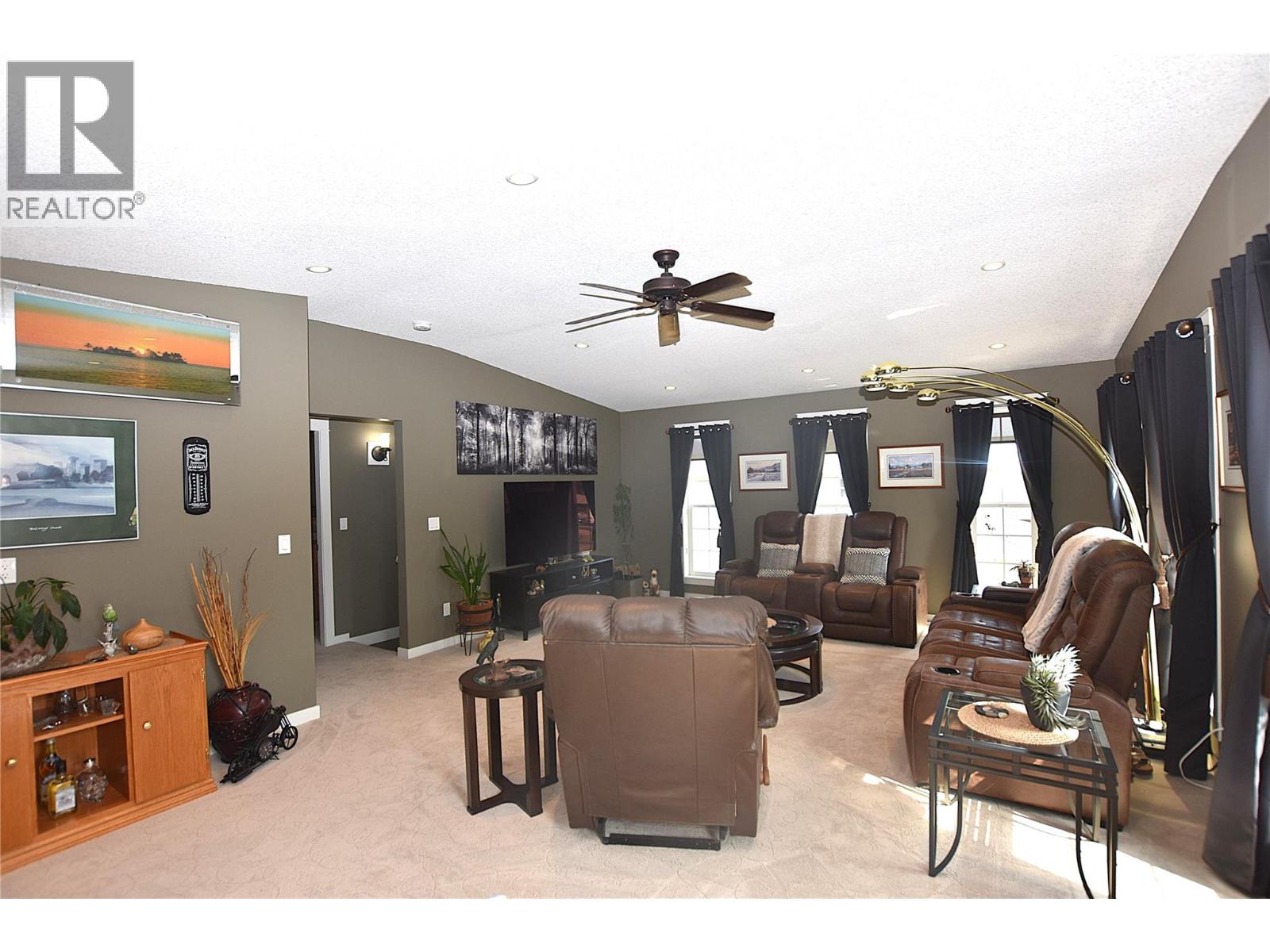 535 Loon Avenue, Vernon, British Columbia  V1H 2A1 - Photo 25 - 10399115