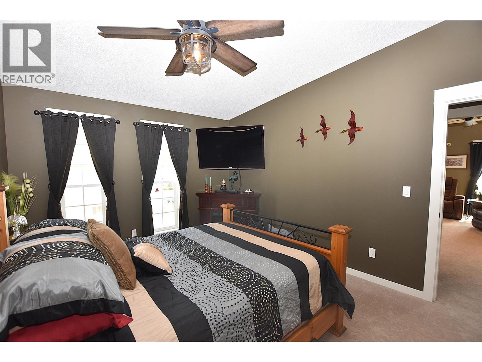535 Loon Avenue, Vernon, British Columbia  V1H 2A1 - Photo 34 - 10399115