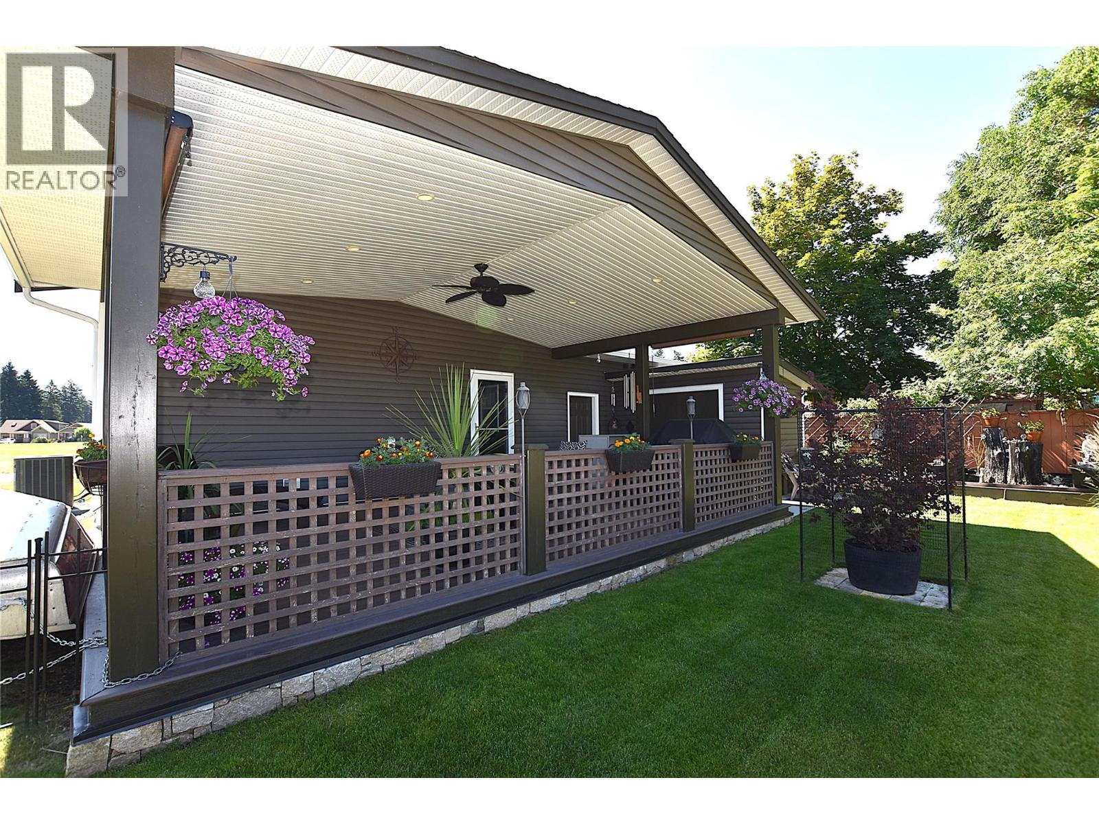 535 Loon Avenue, Vernon, British Columbia  V1H 2A1 - Photo 48 - 10399115