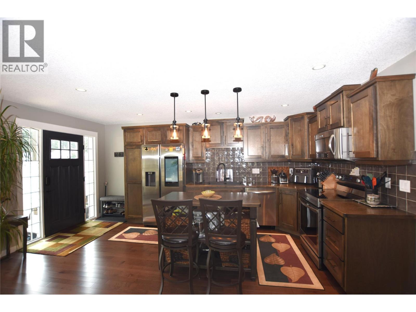 535 Loon Avenue, Vernon, British Columbia  V1H 2A1 - Photo 9 - 10399115
