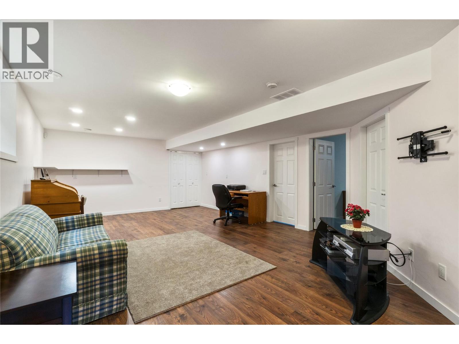 2850 7 Avenue Ne Unit# 7, Salmon Arm, British Columbia  V1E 0B7 - Photo 33 - 10399126