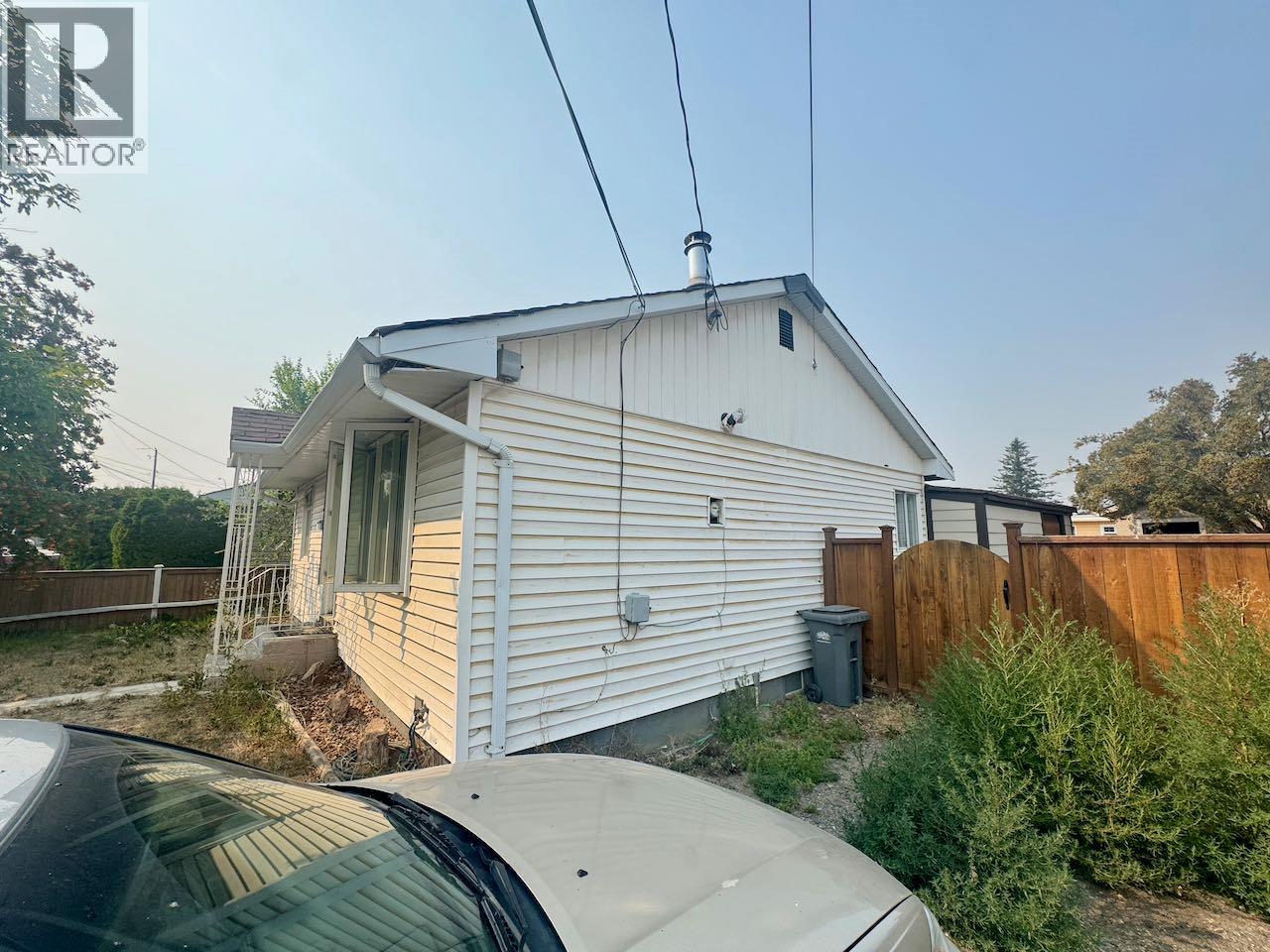223 Larch Avenue, Kamloops, British Columbia  V2B 1C8 - Photo 1 - 10399110