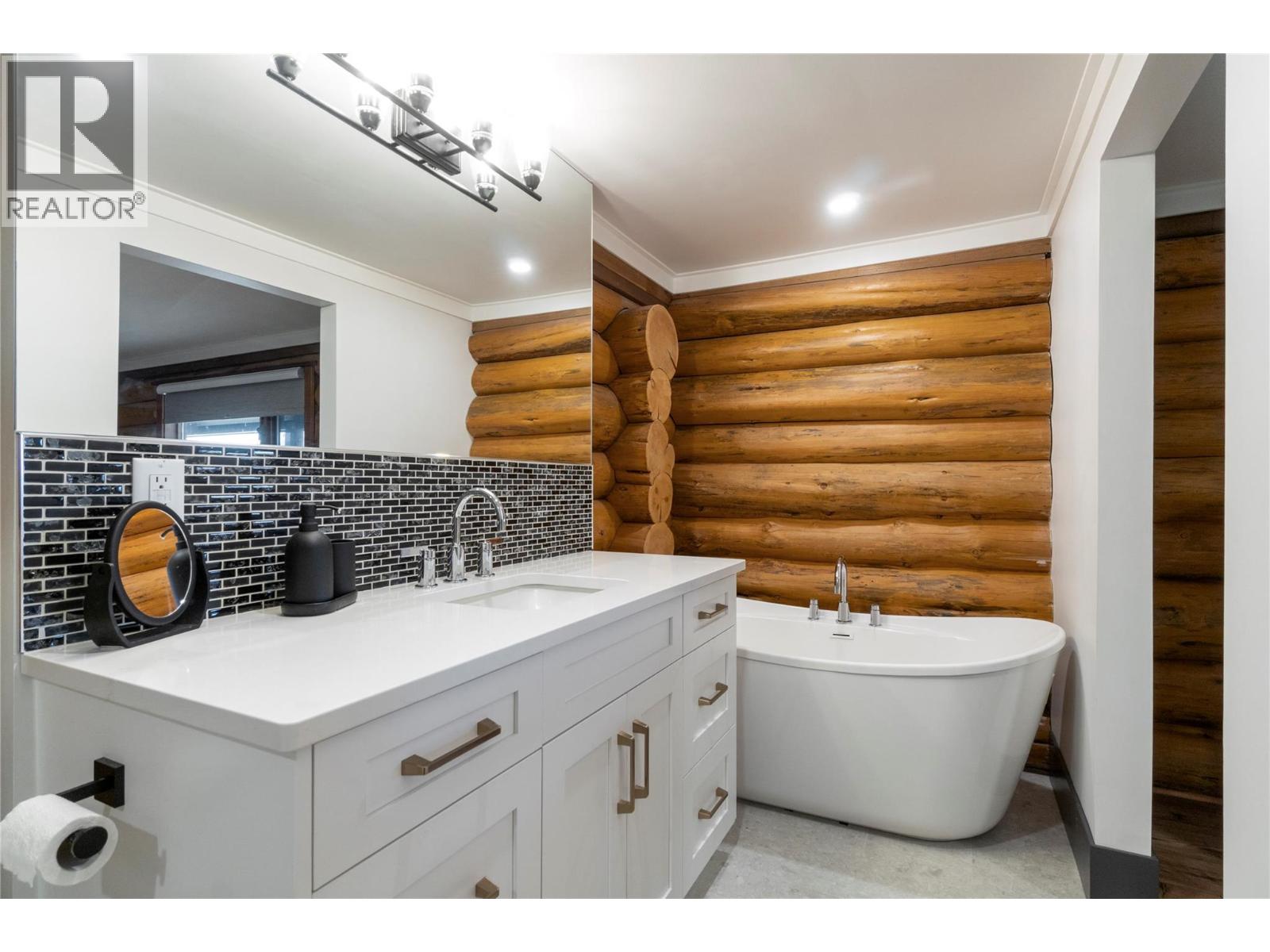 8758 Holding Road Unit# 1, Adams Lake, British Columbia  V0E 1M2 - Photo 37 - 10399106