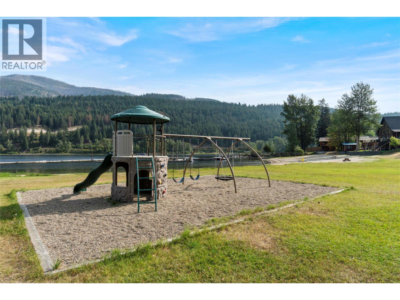 8758 Holding Road Unit# 1, Adams Lake, British Columbia  V0E 1M2 - Photo 5 - 10399106