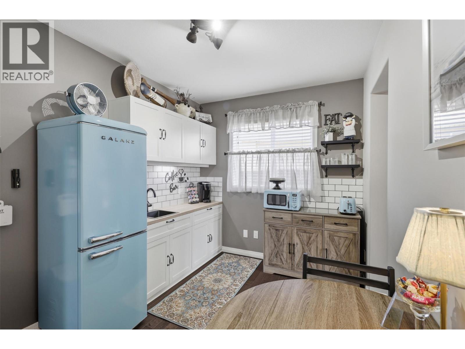 906 Invermere Court, Kamloops, British Columbia  V2B 7T4 - Photo 54 - 10399130
