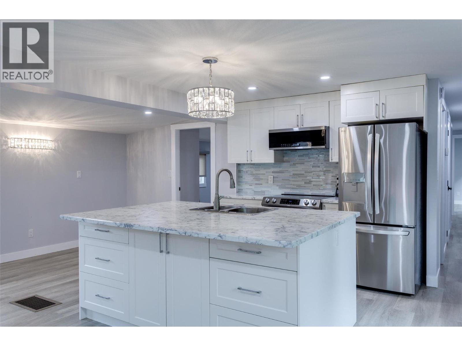 3535 Mcculloch Road Unit# 10, Kelowna, British Columbia  V1W 4R8 - Photo 10 - 10378103