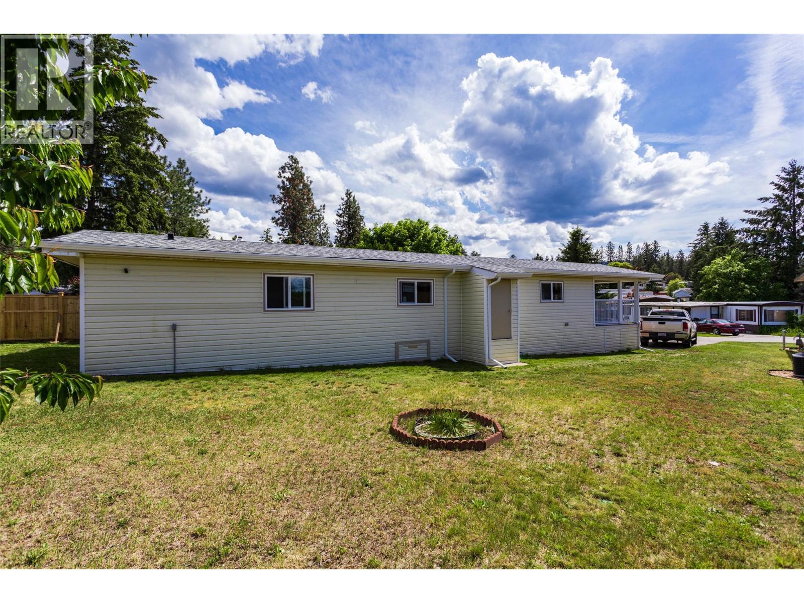 3535 Mcculloch Road Unit# 10, Kelowna, British Columbia  V1W 4R8 - Photo 24 - 10378103