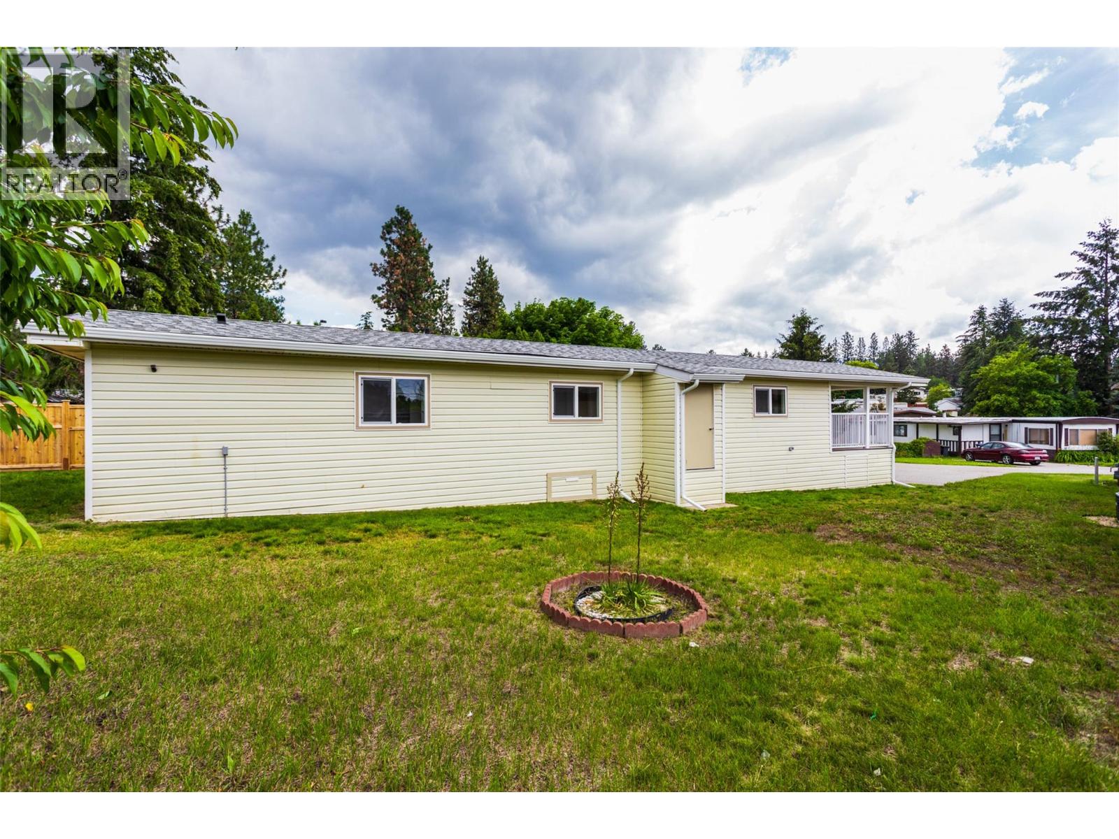 3535 Mcculloch Road Unit# 10, Kelowna, British Columbia  V1W 4R8 - Photo 34 - 10378103