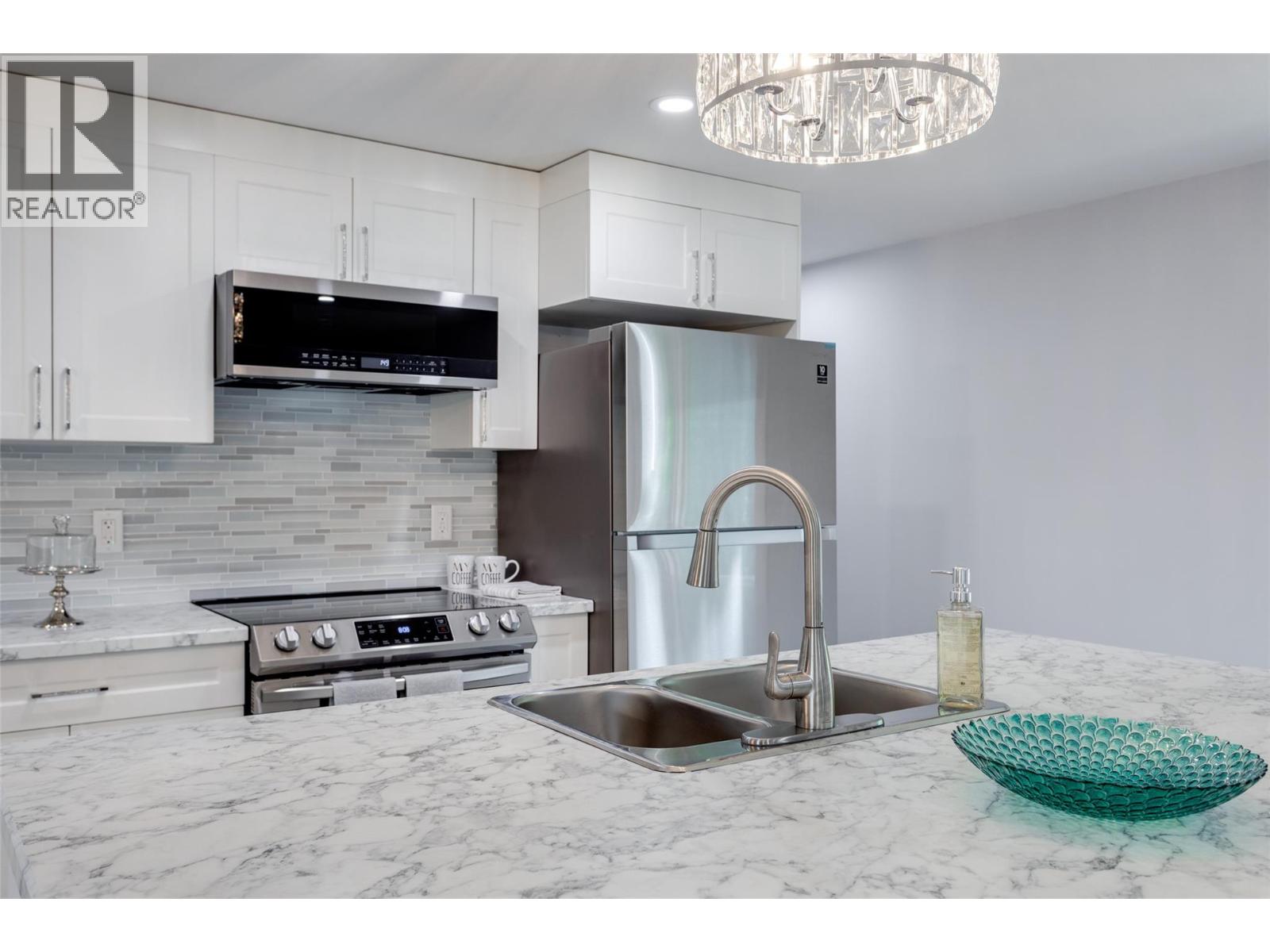 3535 Mcculloch Road Unit# 10, Kelowna, British Columbia  V1W 4R8 - Photo 8 - 10378103