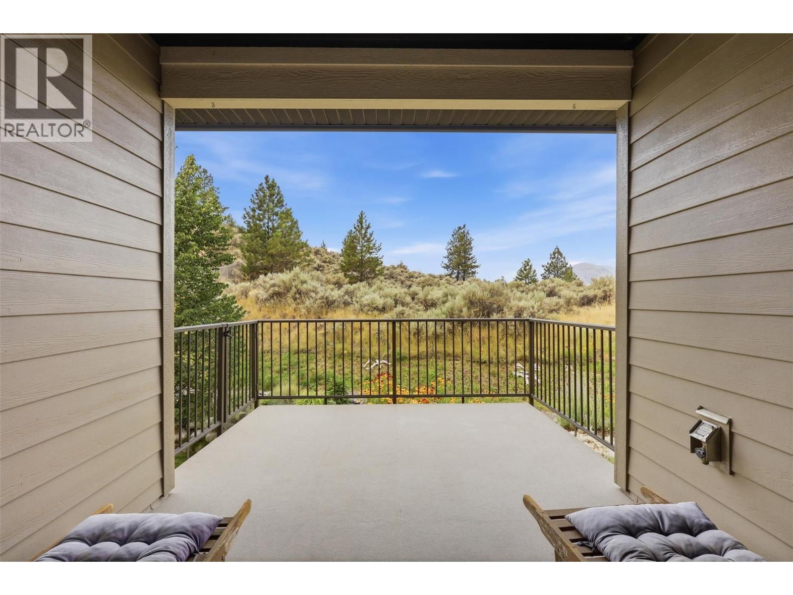 8702 Badger Drive, Kamloops, British Columbia  V2C 0B2 - Photo 14 - 10398938