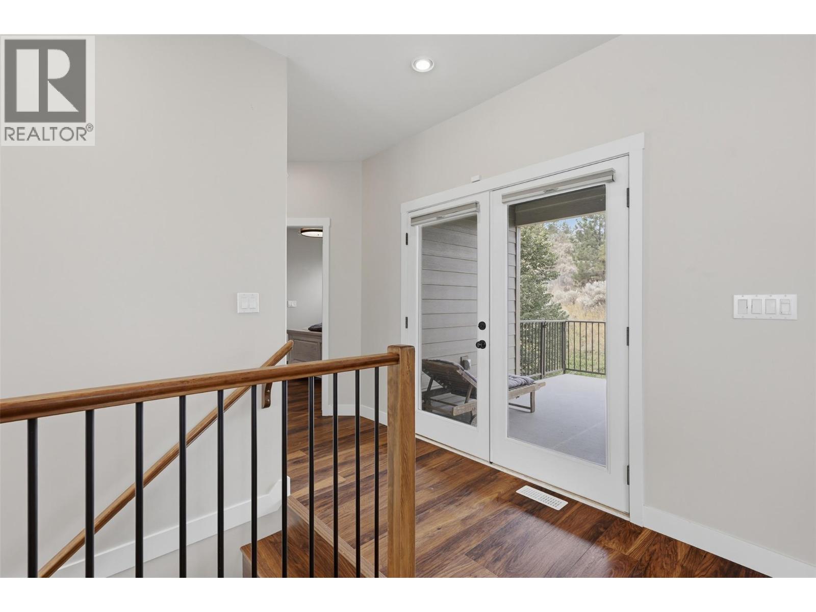 8702 Badger Drive, Kamloops, British Columbia  V2C 0B2 - Photo 30 - 10398938