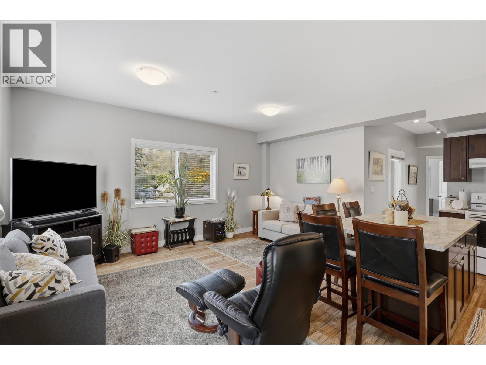 8702 Badger Drive, Kamloops, British Columbia  V2C 0B2 - Photo 34 - 10398938
