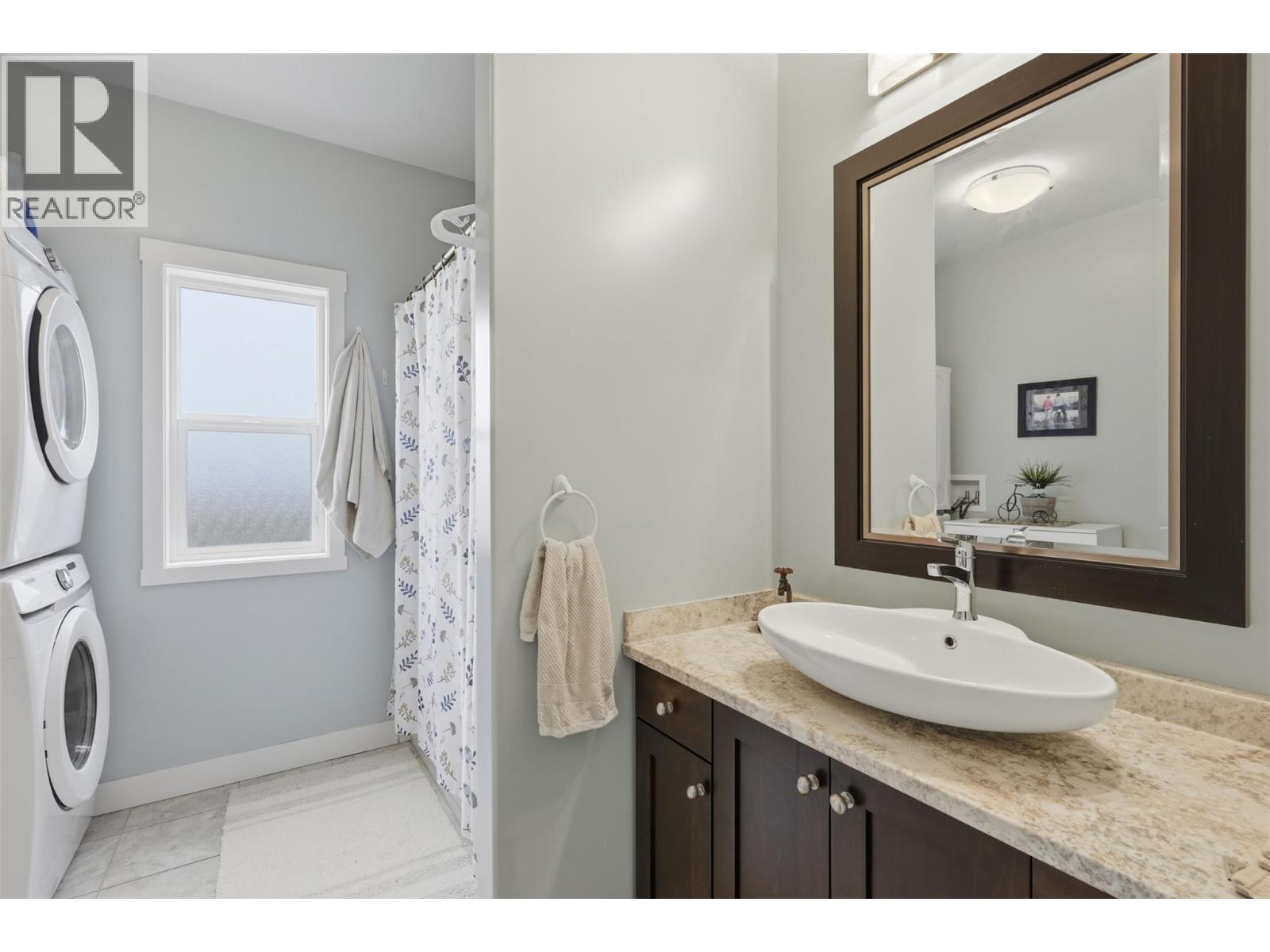 8702 Badger Drive, Kamloops, British Columbia  V2C 0B2 - Photo 44 - 10398938