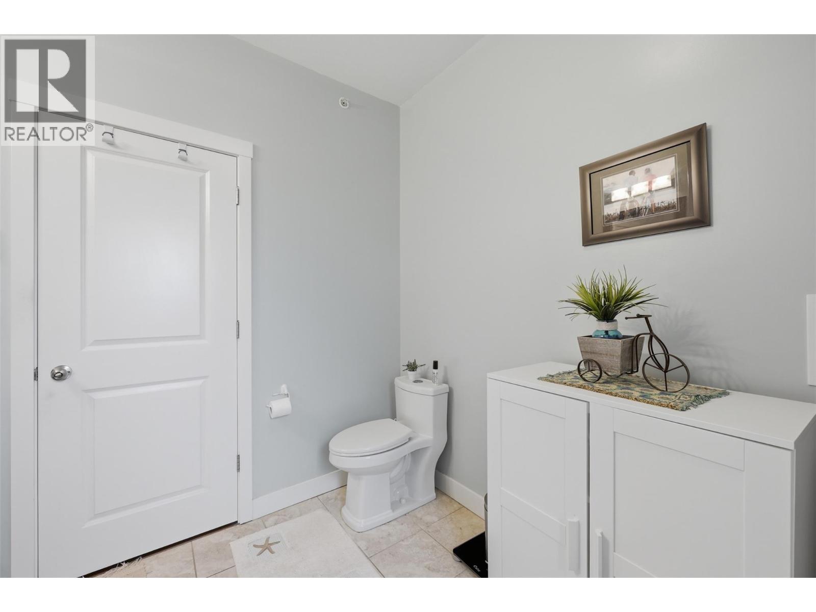 8702 Badger Drive, Kamloops, British Columbia  V2C 0B2 - Photo 45 - 10398938