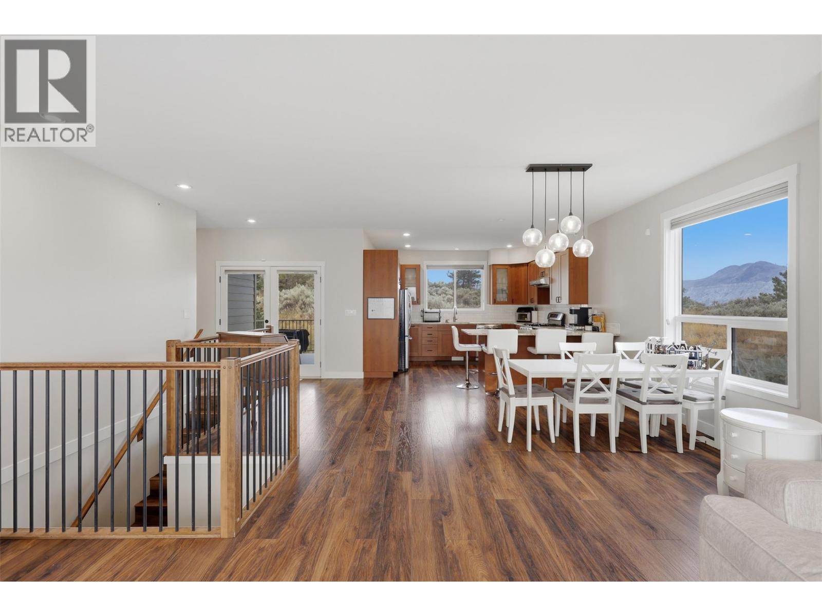 8702 Badger Drive, Kamloops, British Columbia  V2C 0B2 - Photo 7 - 10398938