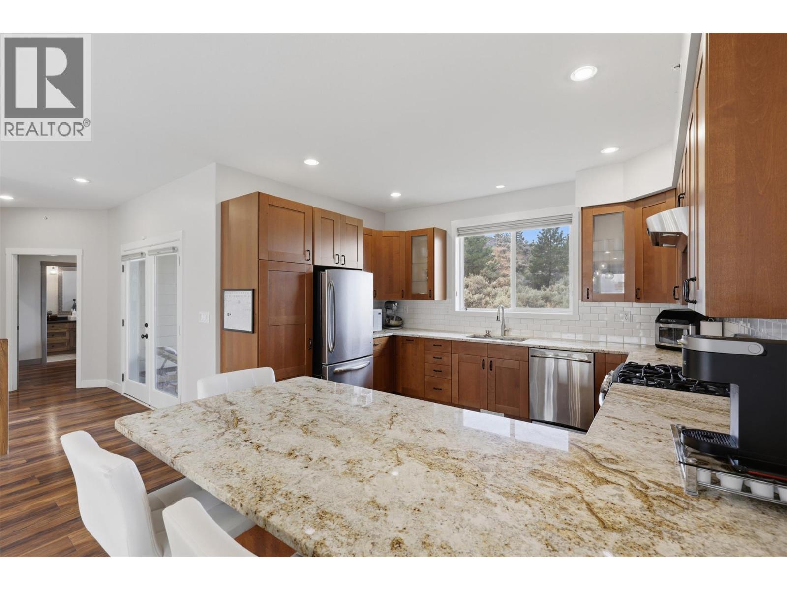 8702 Badger Drive, Kamloops, British Columbia  V2C 0B2 - Photo 9 - 10398938