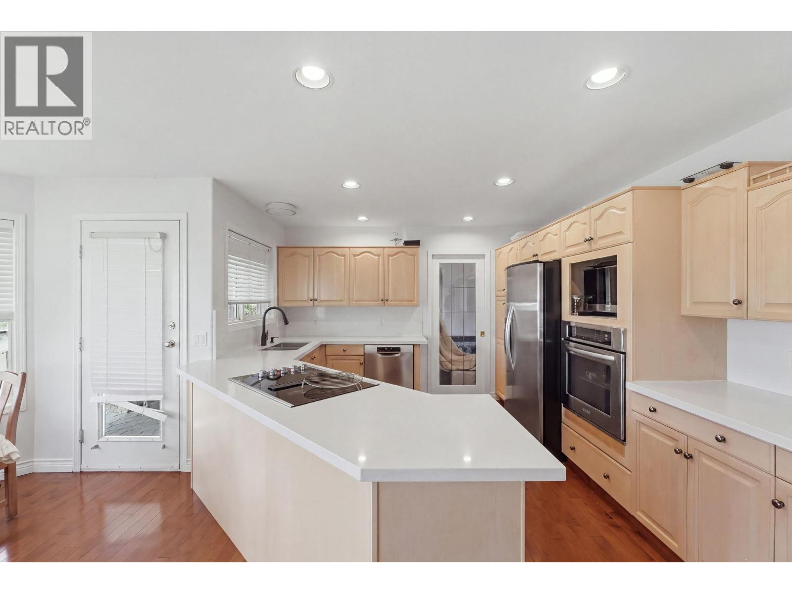 348 Phipps Crescent, Kelowna, British Columbia  V1X 7N8 - Photo 10 - 10398886