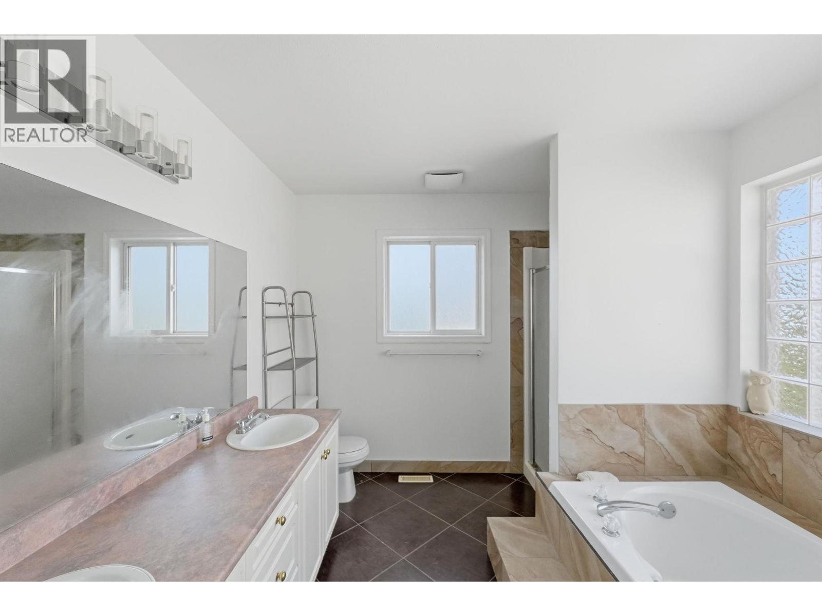 348 Phipps Crescent, Kelowna, British Columbia  V1X 7N8 - Photo 19 - 10398886