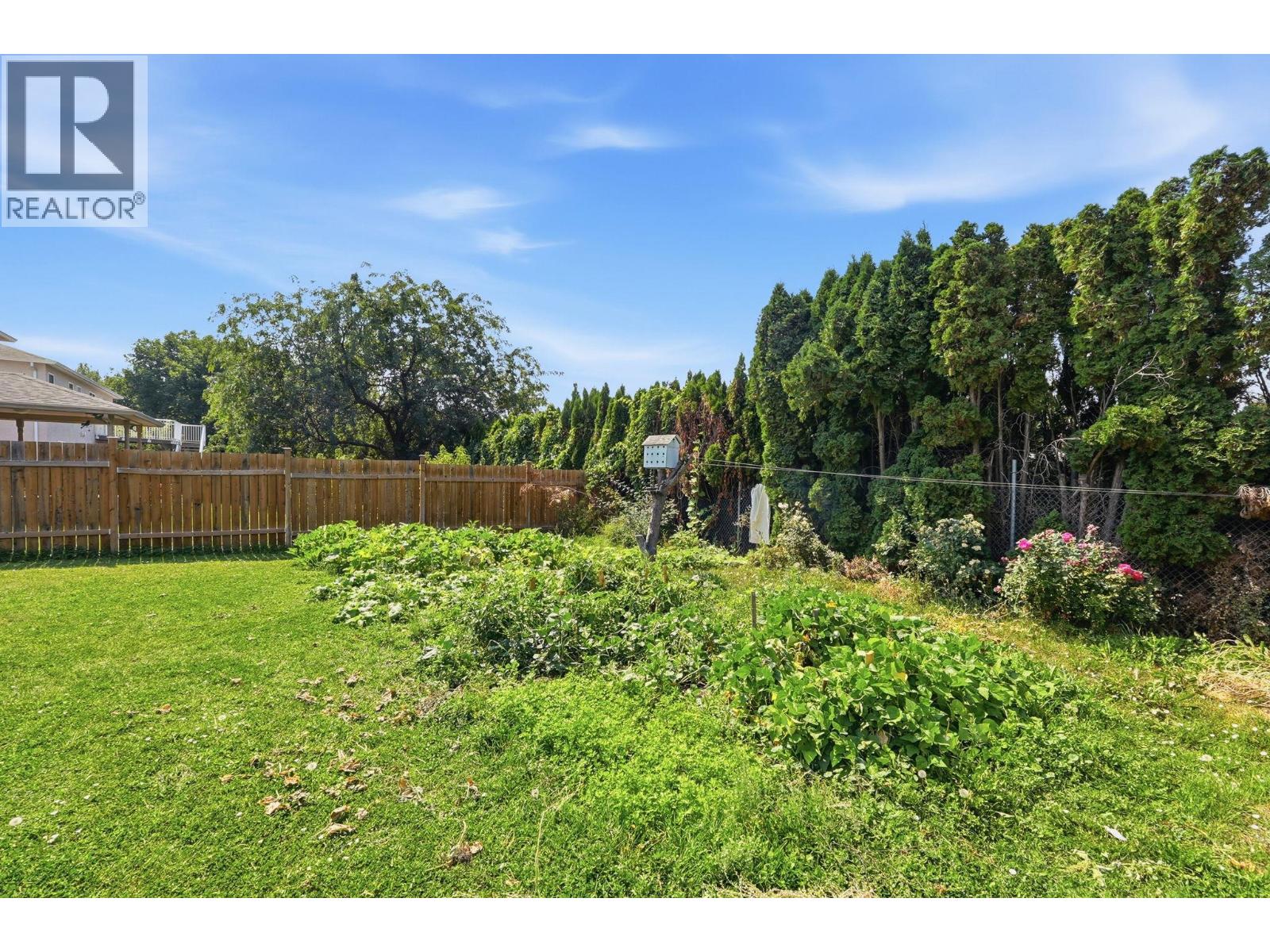 348 Phipps Crescent, Kelowna, British Columbia  V1X 7N8 - Photo 33 - 10398886