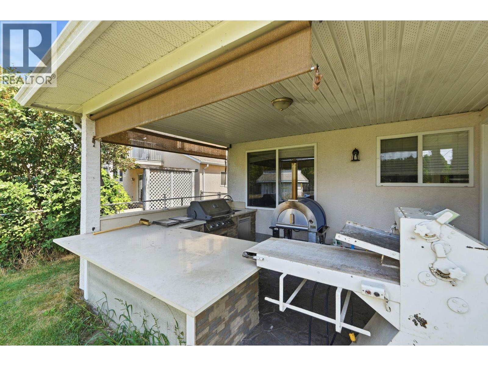 348 Phipps Crescent, Kelowna, British Columbia  V1X 7N8 - Photo 38 - 10398886