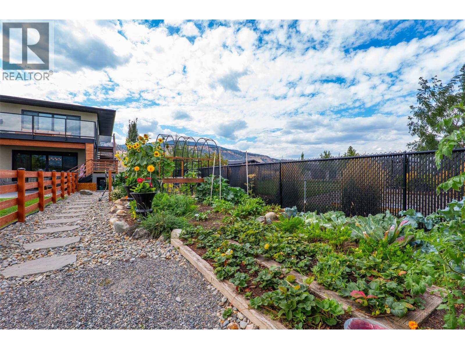 249 Rue Cheval Noir, Kamloops, British Columbia  V1S 0G2 - Photo 82 - 10398643