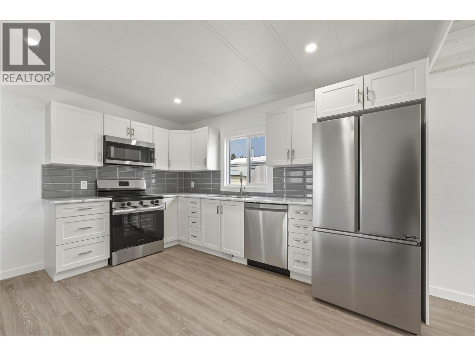 5484 Okanagan Landing Road Unit# 68, Vernon, British Columbia  V1T 7A8 - Photo 3 - 10399148