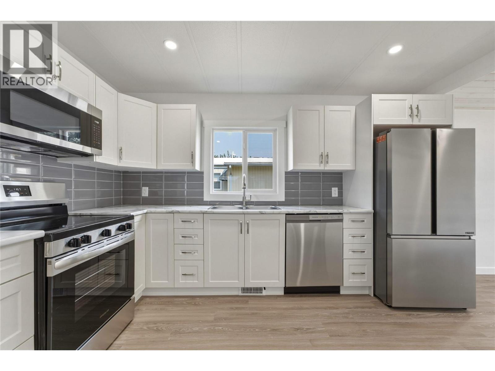 5484 Okanagan Landing Road Unit# 68, Vernon, British Columbia  V1T 7A8 - Photo 4 - 10399148