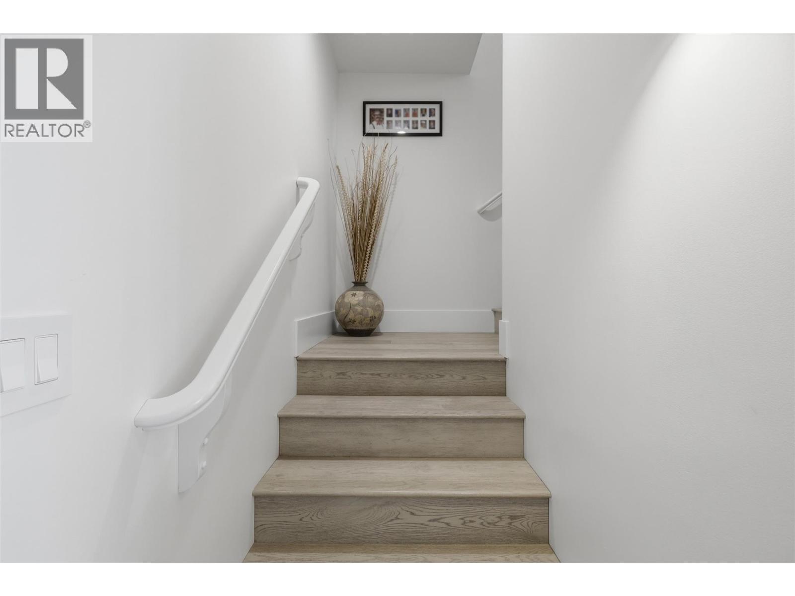 3030 Visao Court, Kamloops, British Columbia  V2H 0C6 - Photo 28 - 10399125