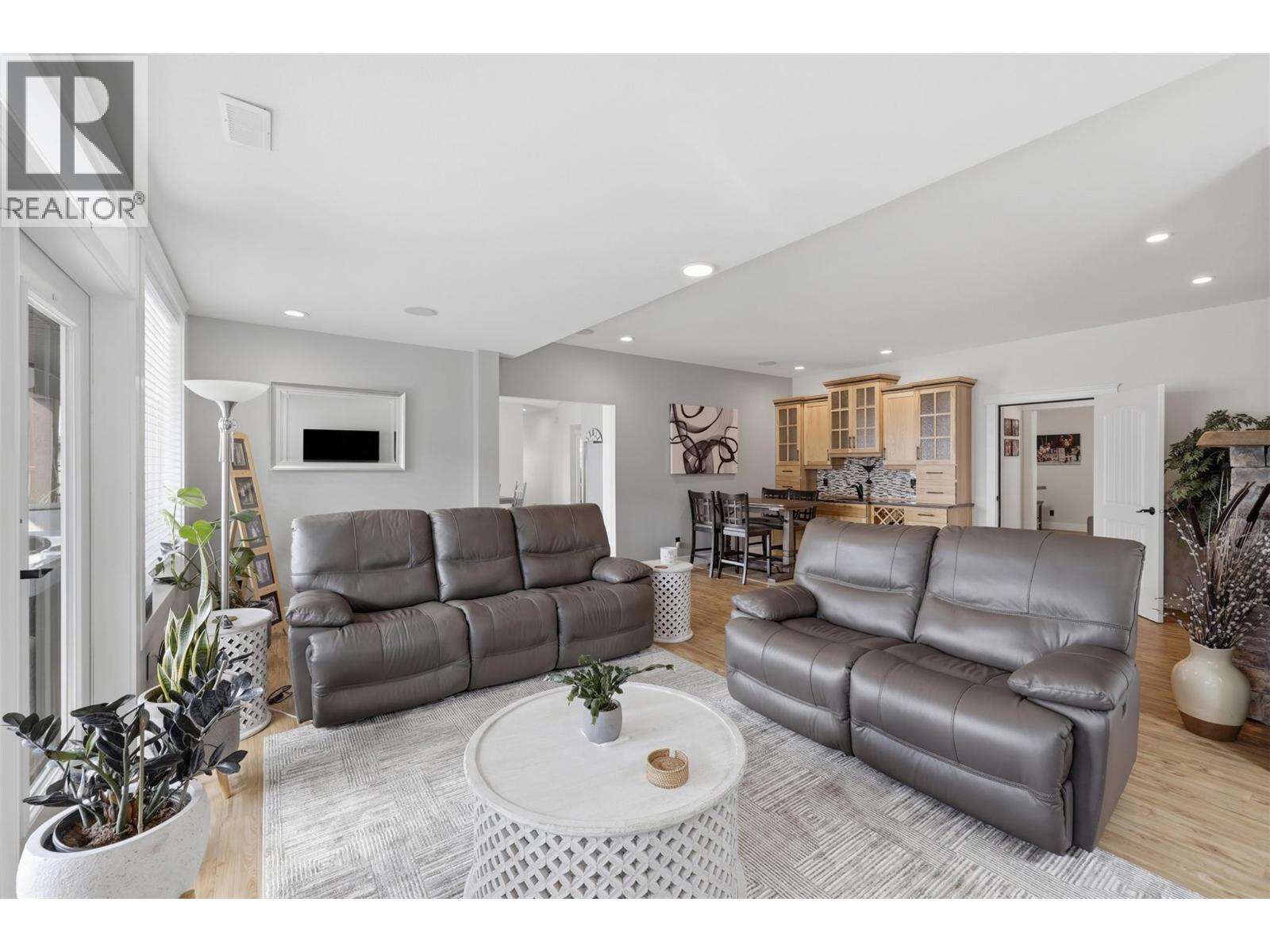 3030 Visao Court, Kamloops, British Columbia  V2H 0C6 - Photo 53 - 10399125