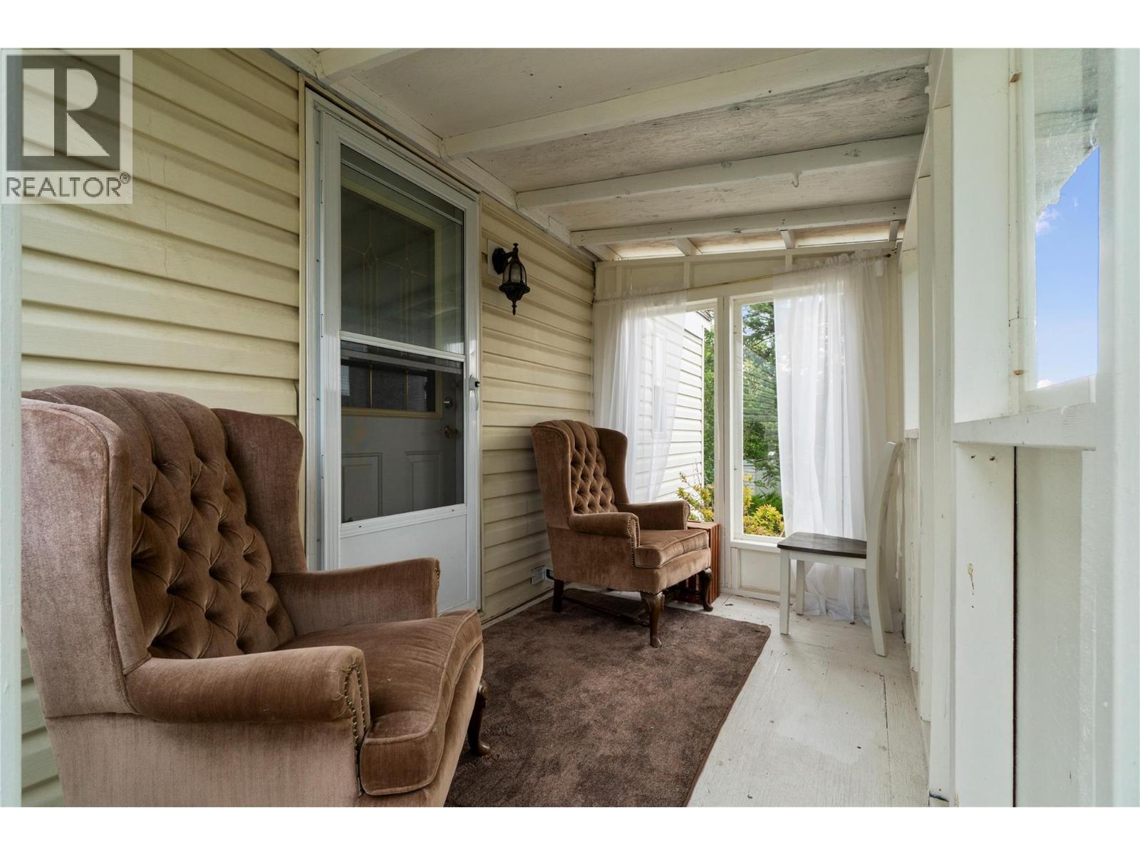 1361 30 Street Se Unit# 85, Salmon Arm, British Columbia  V1E 2N4 - Photo 4 - 10398269
