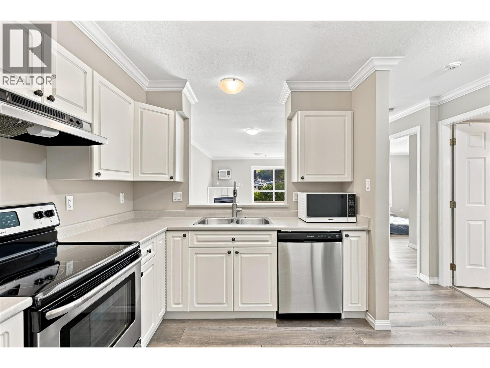 1120 Hugh Allan Drive Unit# 214, Kamloops, British Columbia  V1S 1T4 - Photo 5 - 10399092