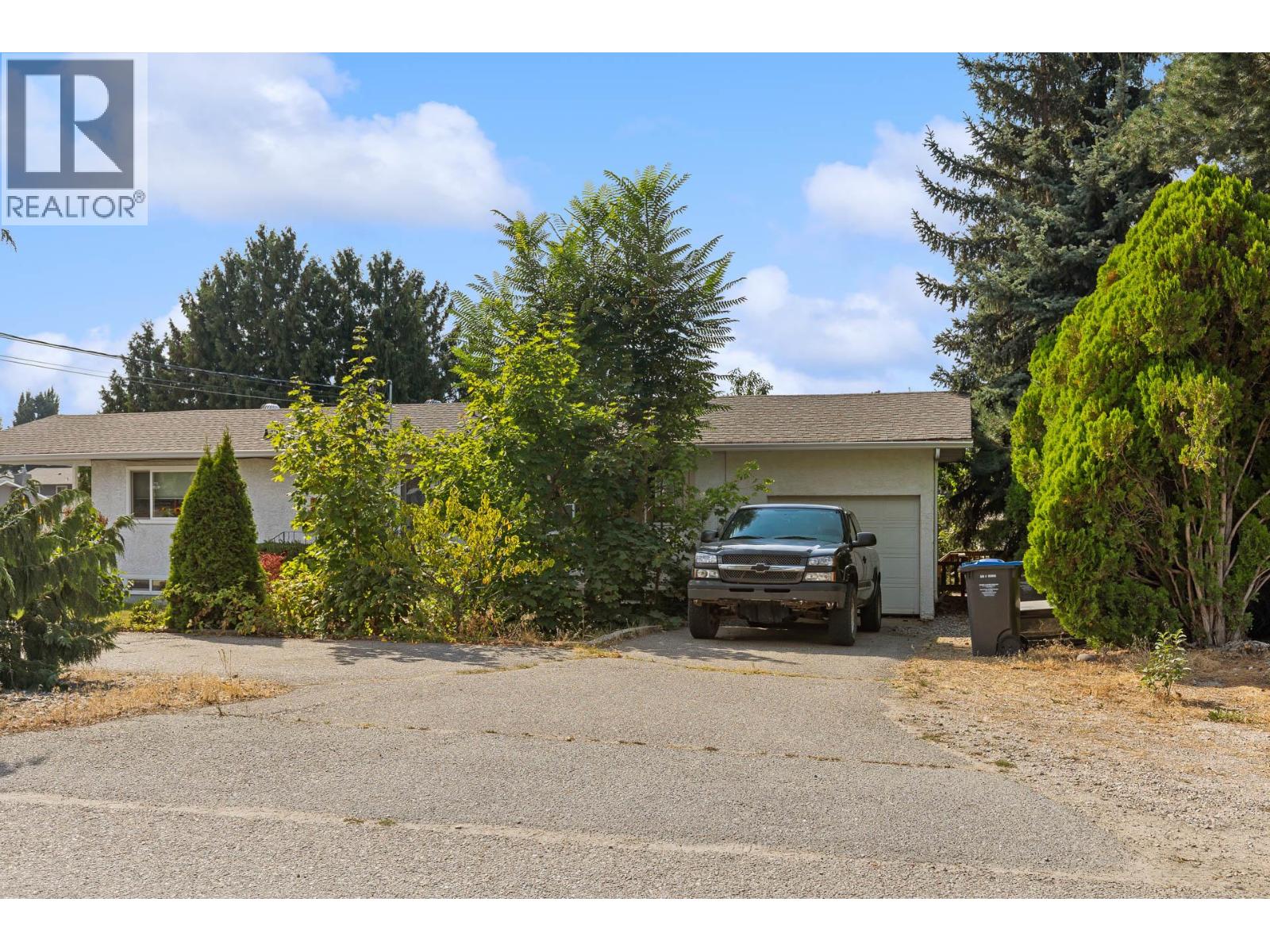 702 Fraser Road, Kelowna, British Columbia  V1X 3M3 - Photo 31 - 10398439