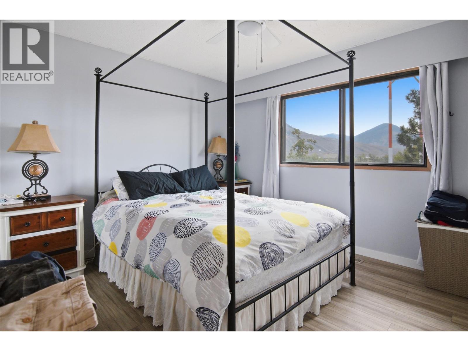815 Kambia Crescent, Kamloops, British Columbia  V2B 7M8 - Photo 11 - 10398988