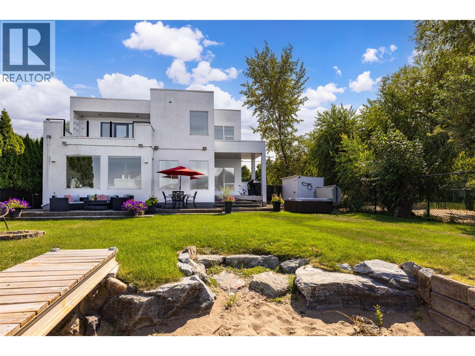 3210 Clement Road, Lake Country, British Columbia  V4V 1X7 - Photo 63 - 10397929