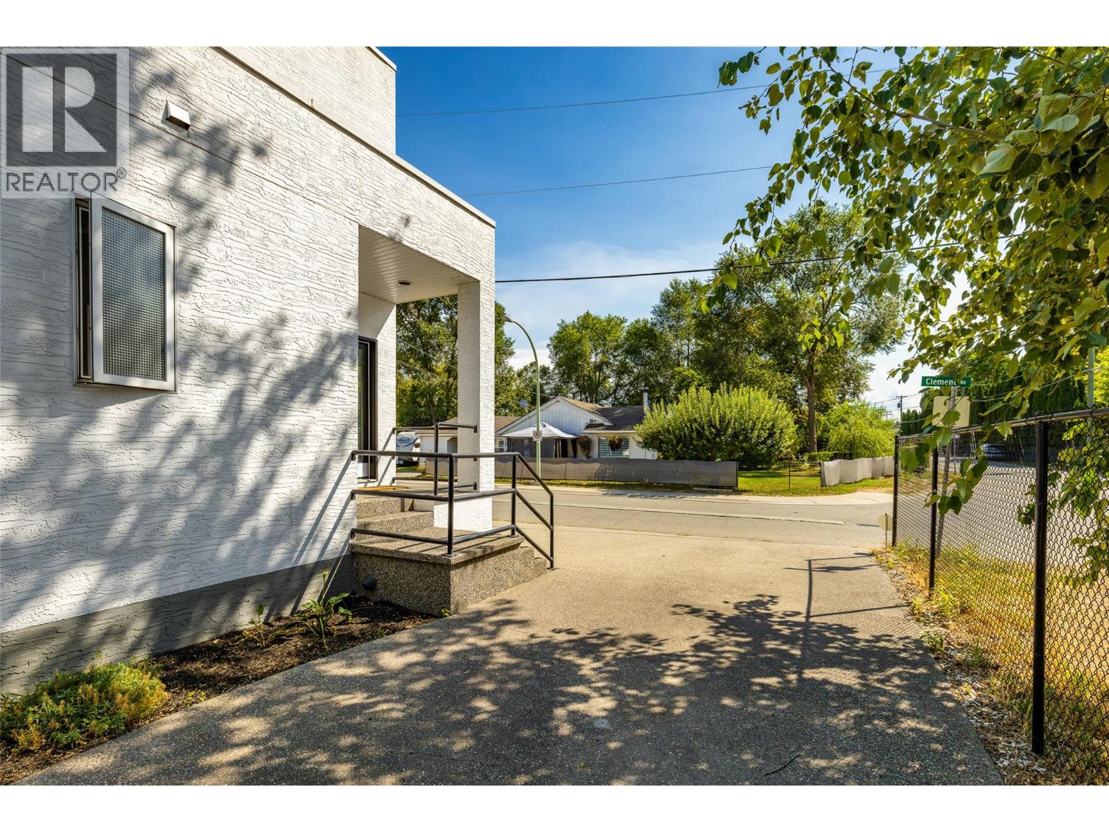 3210 Clement Road, Lake Country, British Columbia  V4V 1X7 - Photo 64 - 10397929