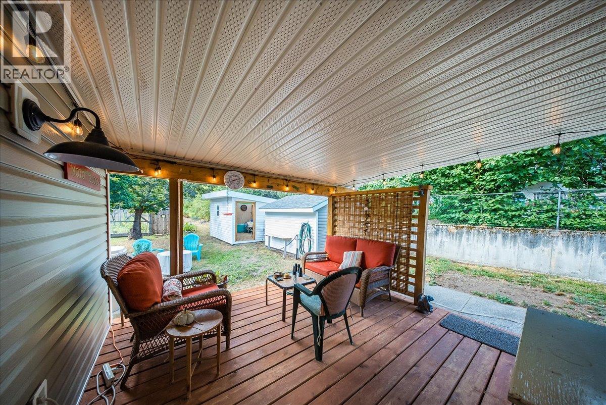 91 Holmes Road, Christina Lake, British Columbia  V0H 1E0 - Photo 45 - 10399080
