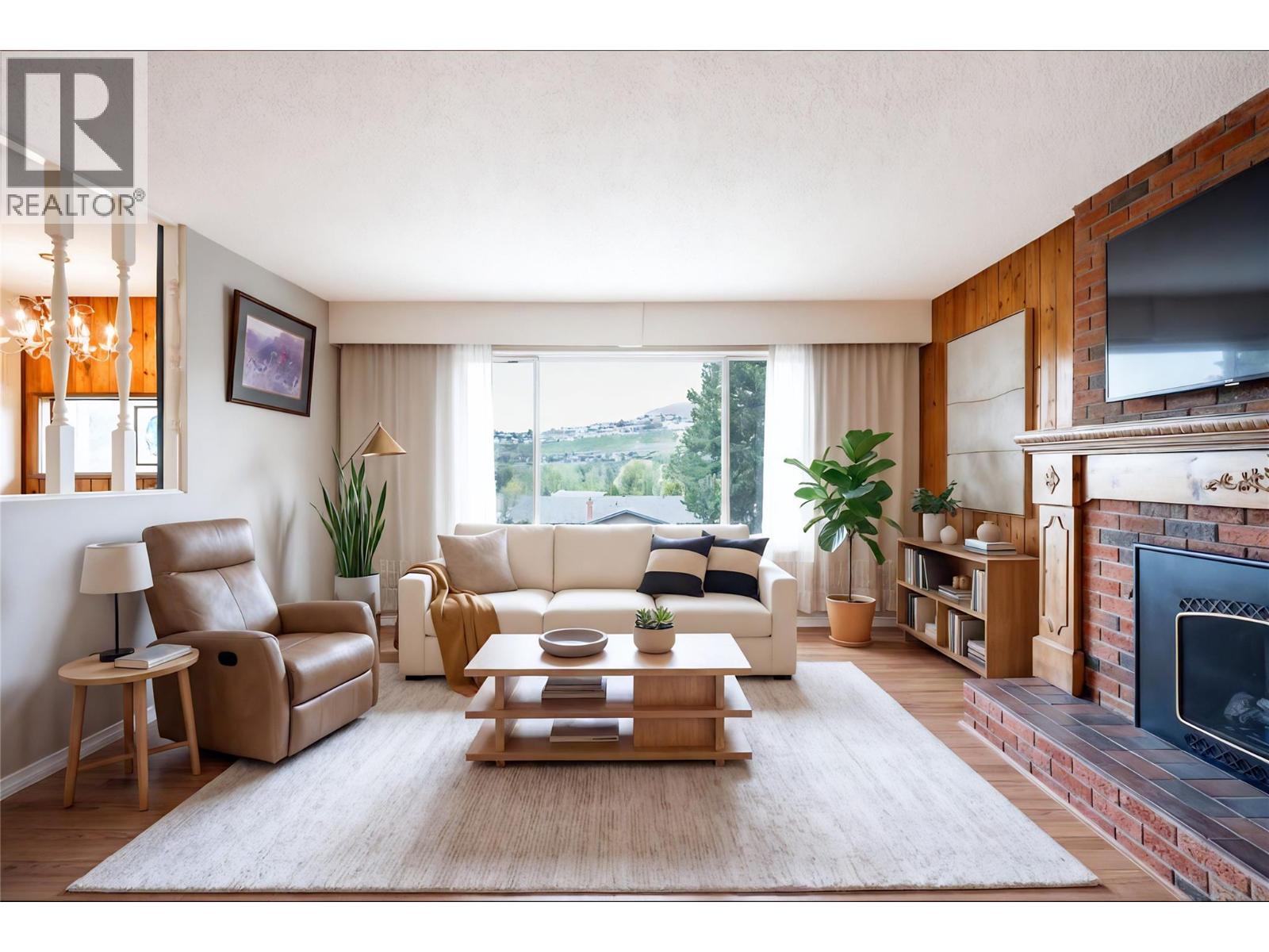 11506 Briar Drive, Coldstream, British Columbia  V1B 2A5 - Photo 4 - 10399142