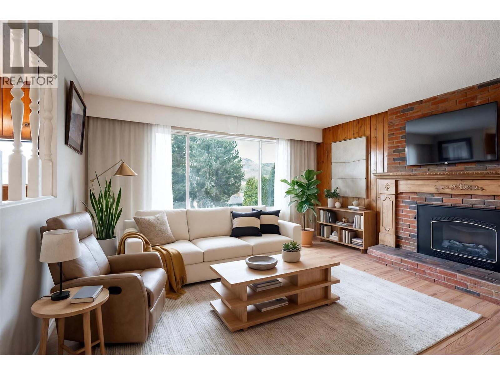 11506 Briar Drive, Coldstream, British Columbia  V1B 2A5 - Photo 5 - 10399142