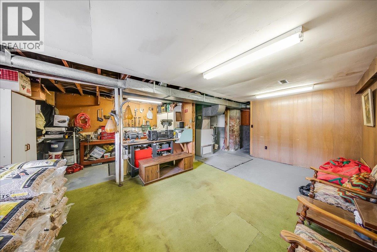 1924 Davis Street, Rossland, British Columbia  V0G 1Y0 - Photo 23 - 10399140