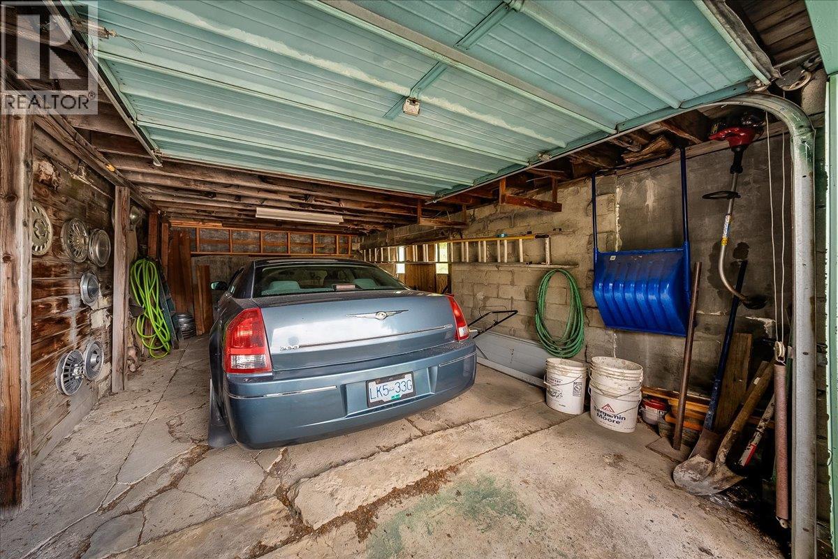 1924 Davis Street, Rossland, British Columbia  V0G 1Y0 - Photo 25 - 10399140