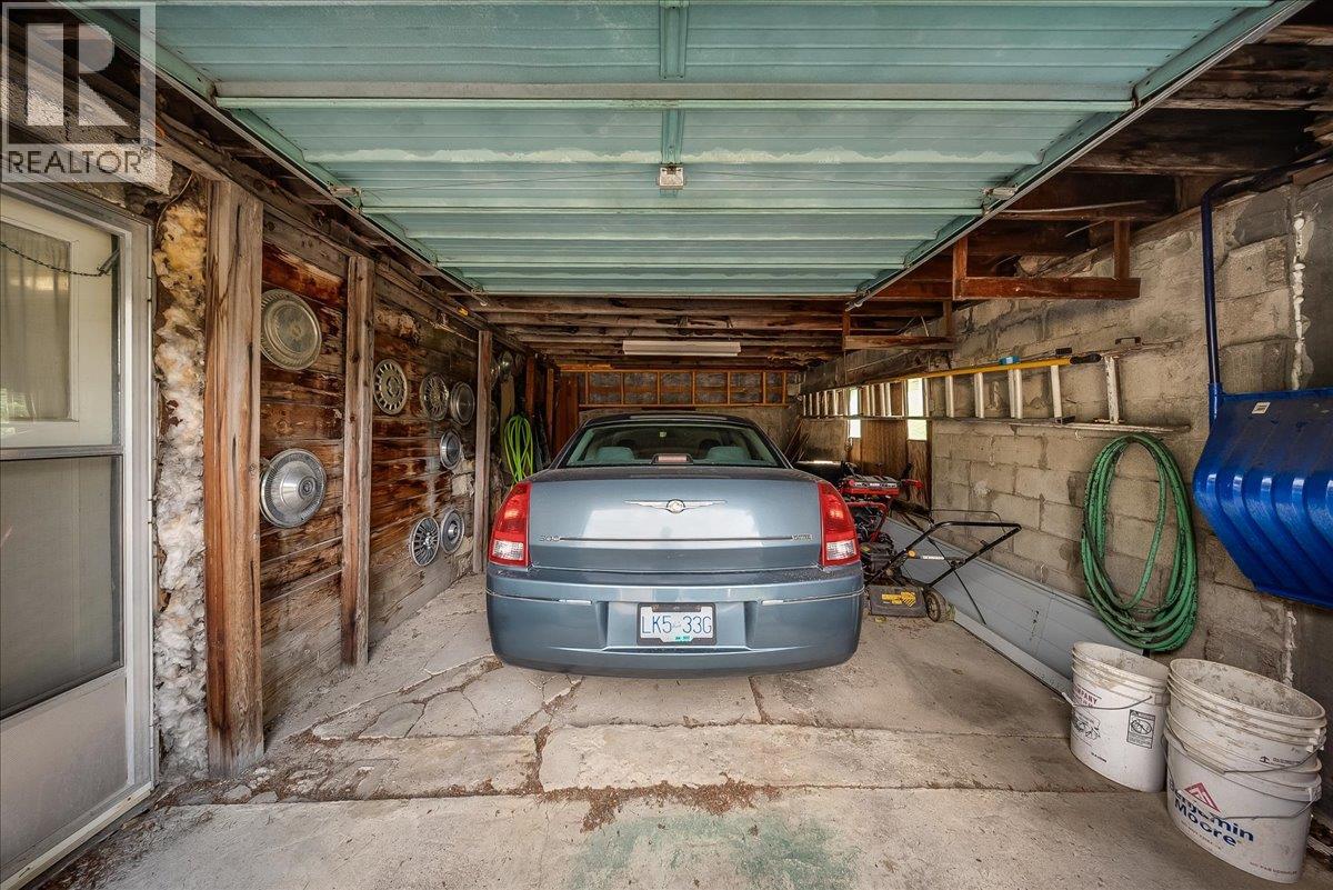 1924 Davis Street, Rossland, British Columbia  V0G 1Y0 - Photo 26 - 10399140