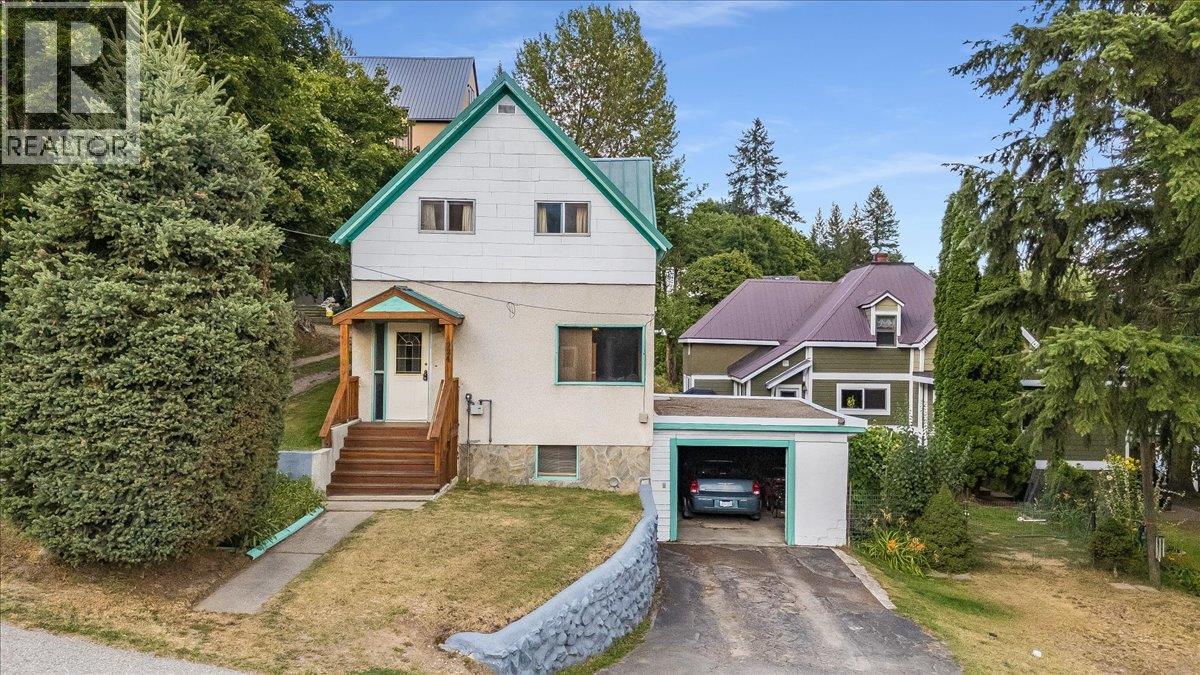 1924 Davis Street, Rossland, British Columbia  V0G 1Y0 - Photo 38 - 10399140