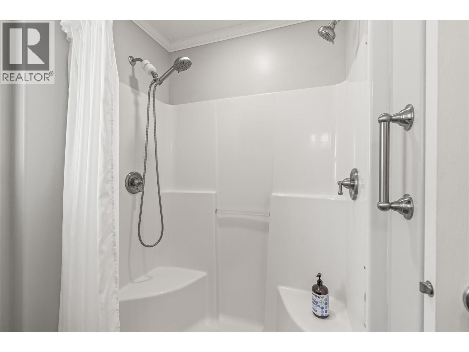 2500 97b Highway Se Unit# 141, Salmon Arm, British Columbia  V1E 1C2 - Photo 20 - 10399138
