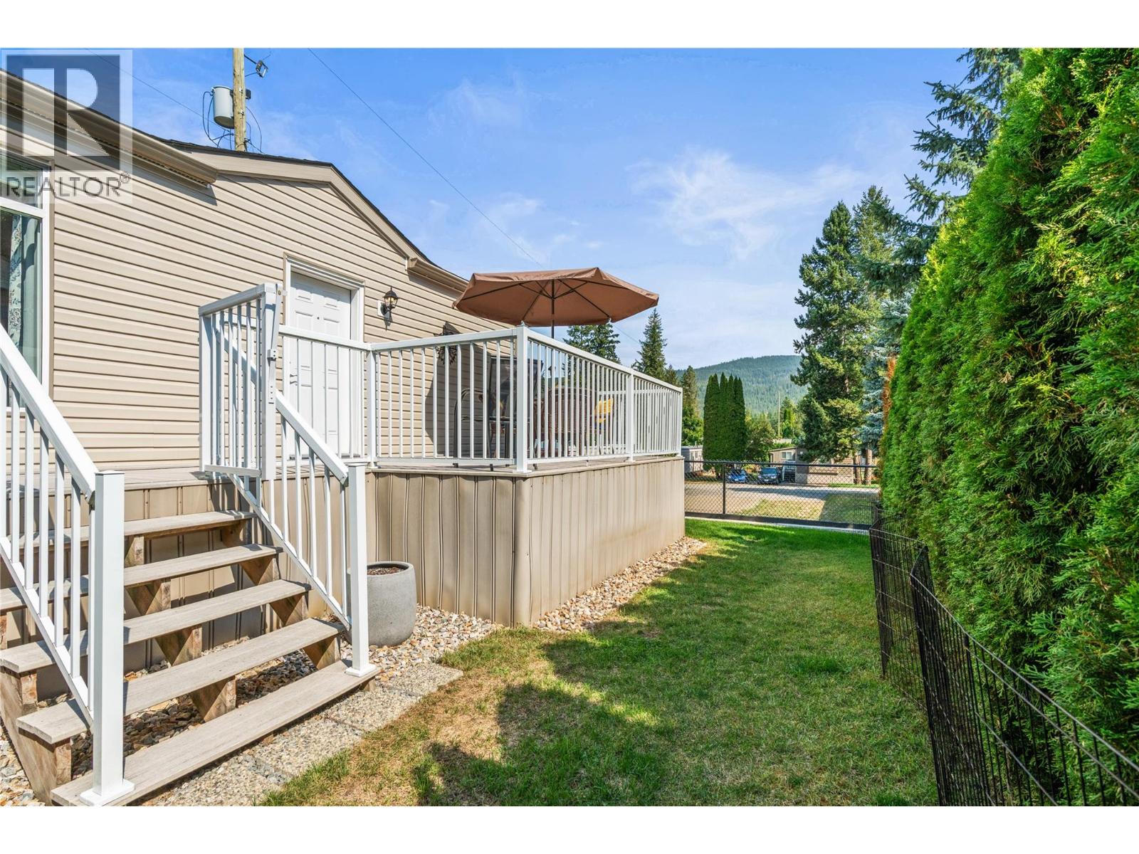 2500 97b Highway Se Unit# 141, Salmon Arm, British Columbia  V1E 1C2 - Photo 26 - 10399138
