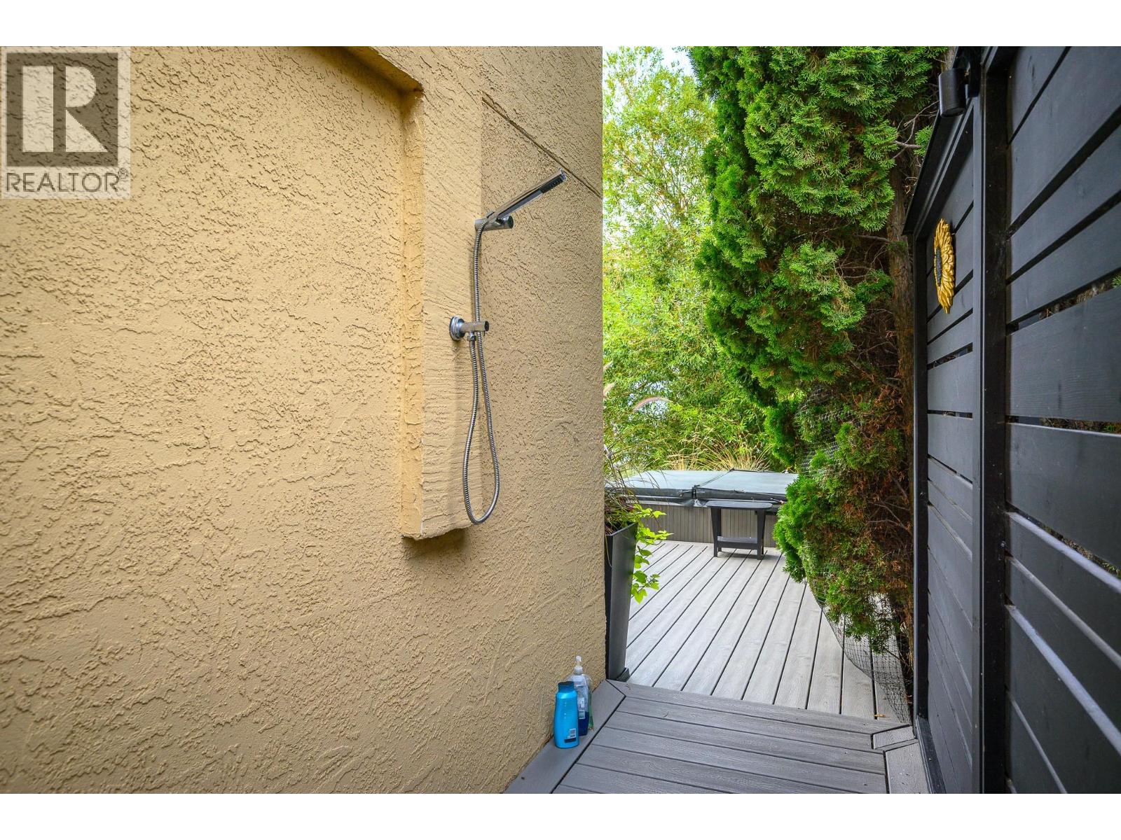 8615 Okanagan Landing Road, Vernon, British Columbia  V1H 1J6 - Photo 46 - 10399053
