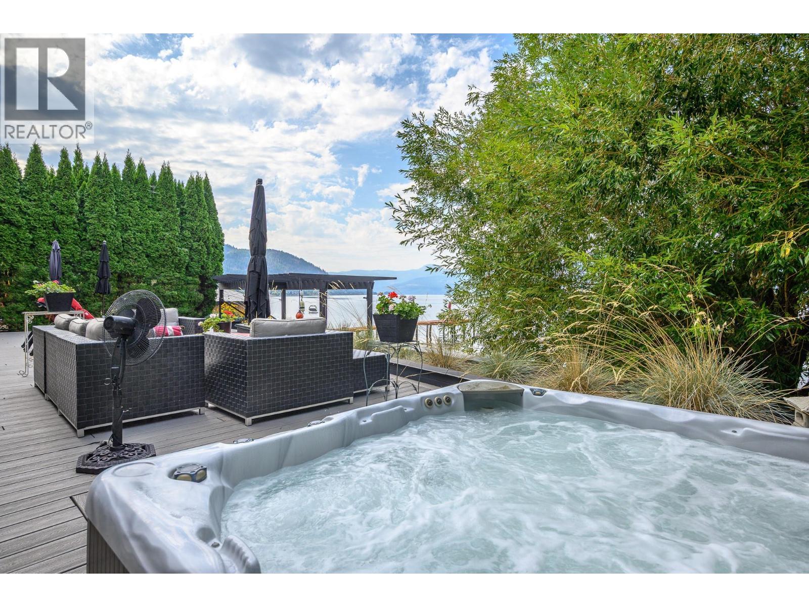 8615 Okanagan Landing Road, Vernon, British Columbia  V1H 1J6 - Photo 47 - 10399053