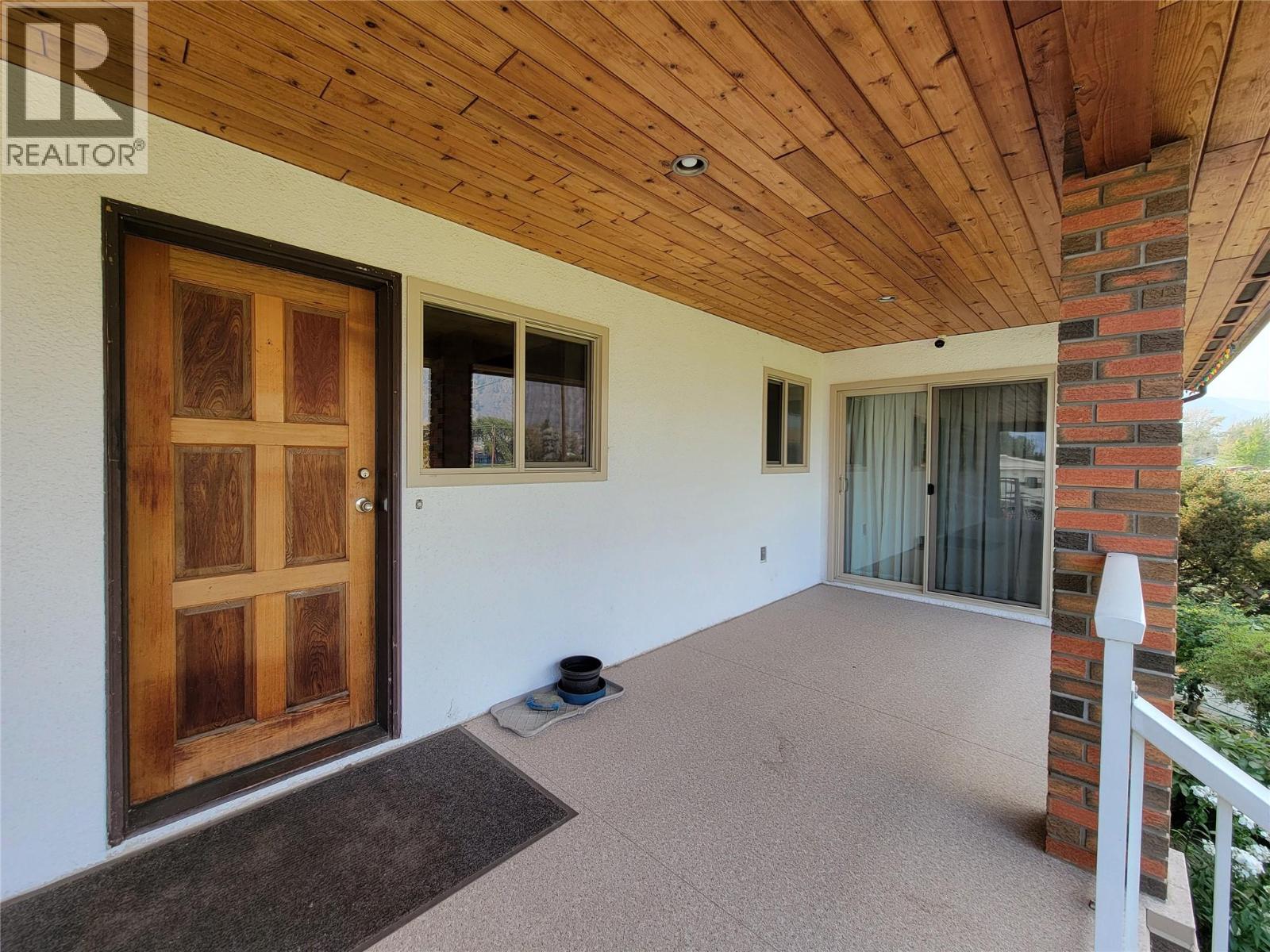 230 12th Avenue, Keremeos, British Columbia  V0X 1N3 - Photo 11 - 10399192