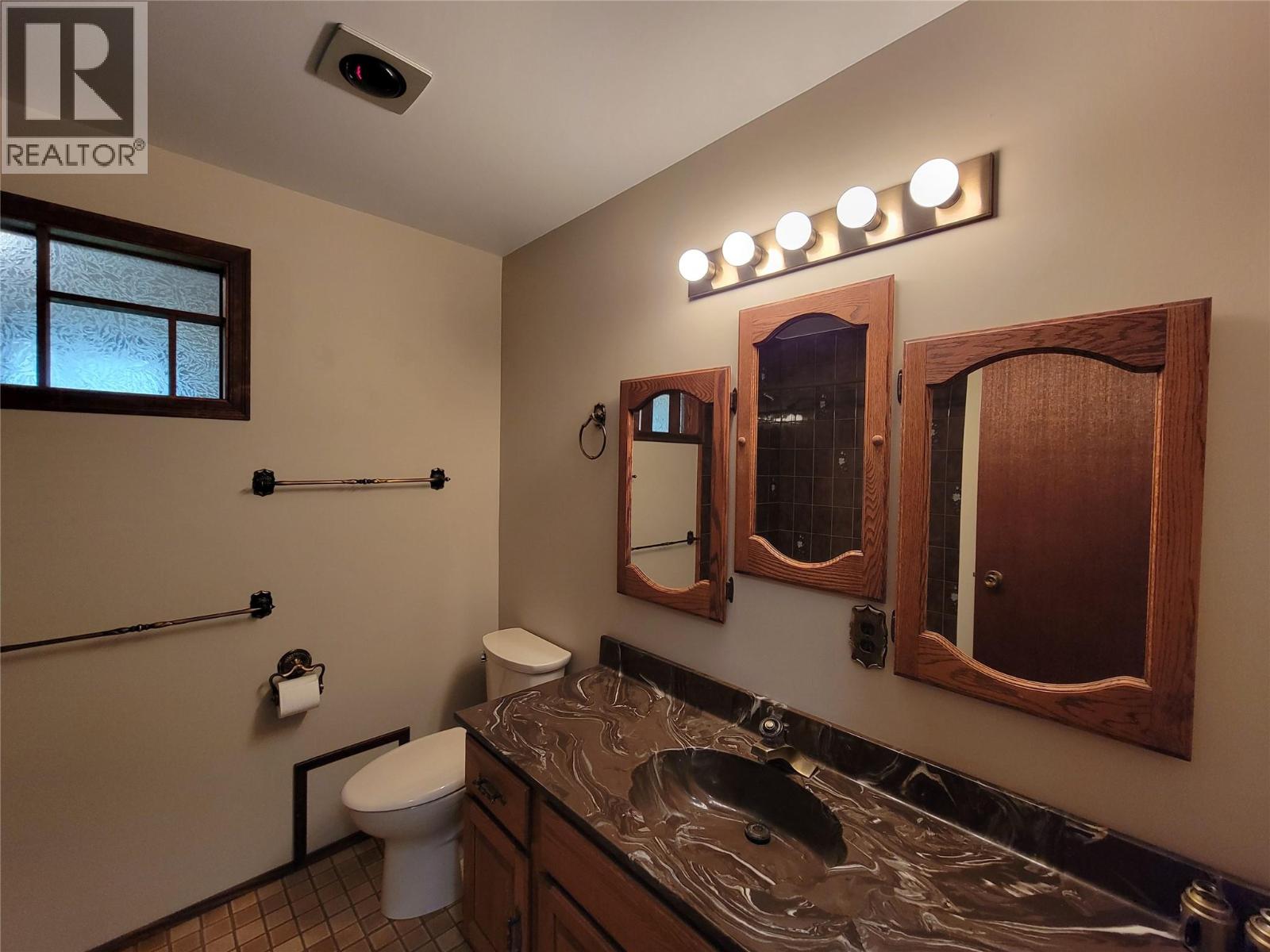 230 12th Avenue, Keremeos, British Columbia  V0X 1N3 - Photo 30 - 10399192