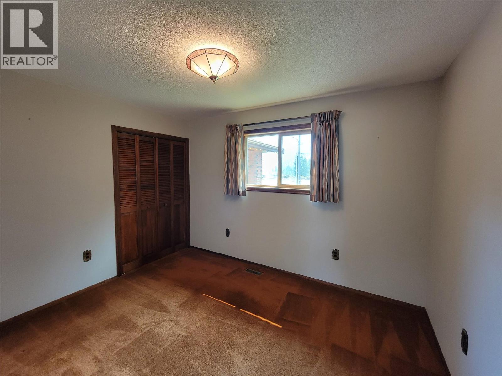 230 12th Avenue, Keremeos, British Columbia  V0X 1N3 - Photo 39 - 10399192